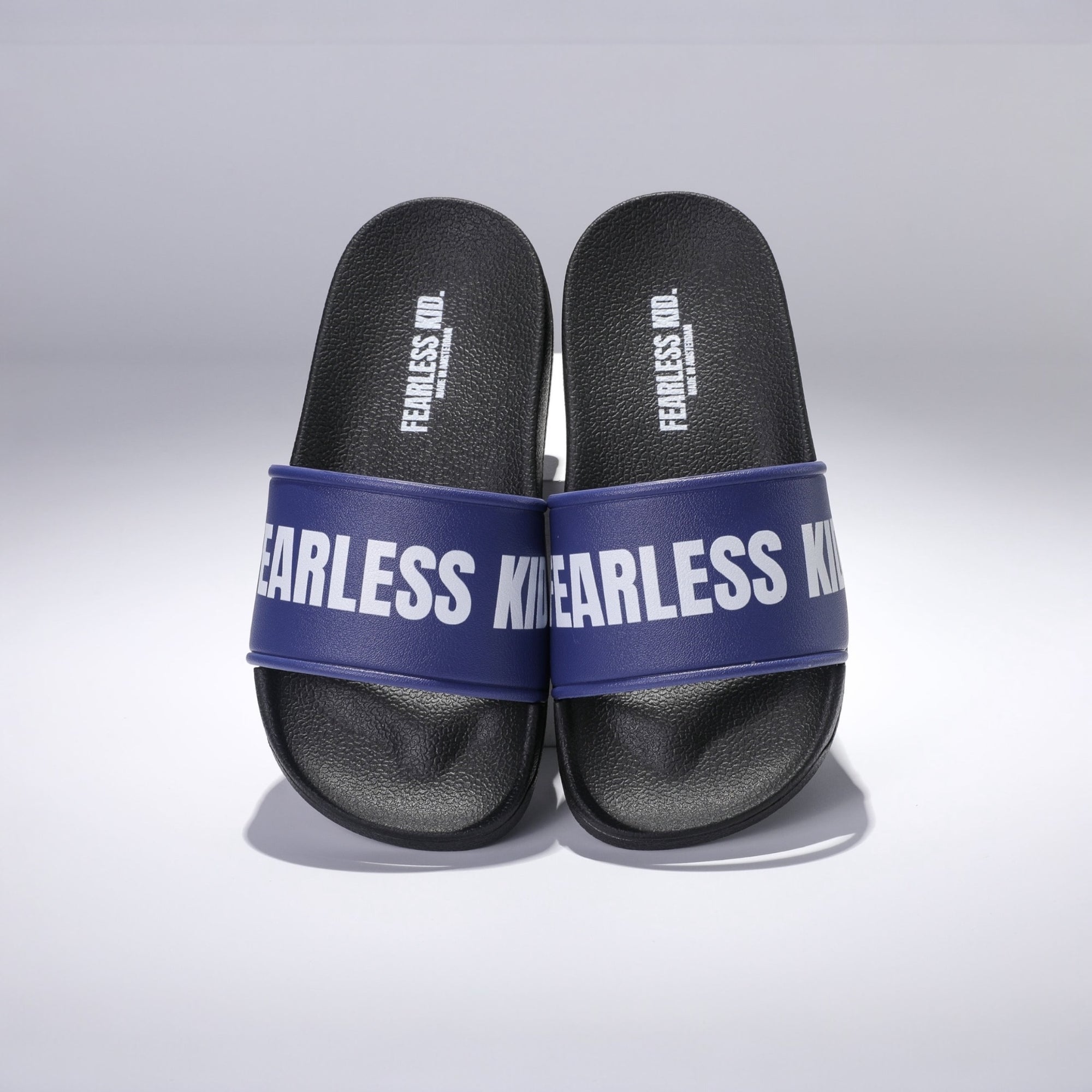 FEARLESS KID. Slides Blue
