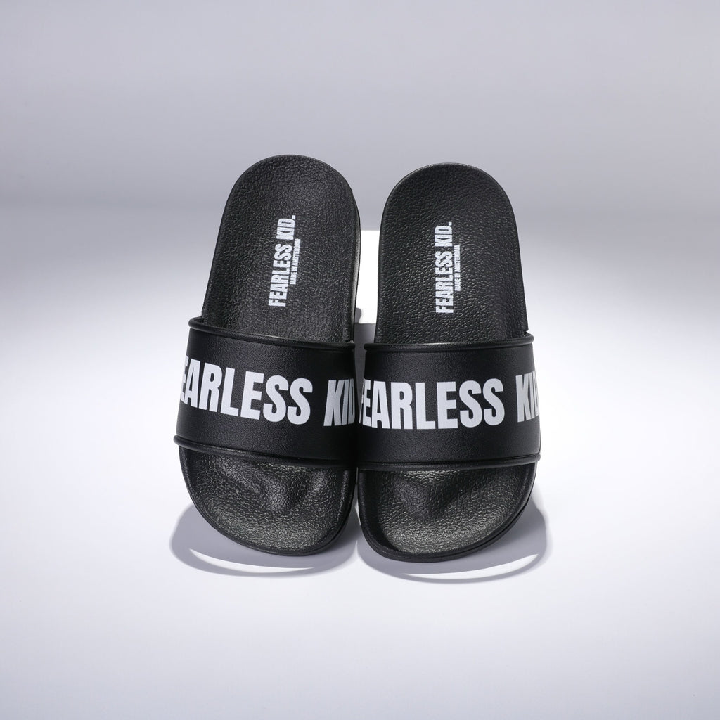 FEARLESS KID. Slides Black
