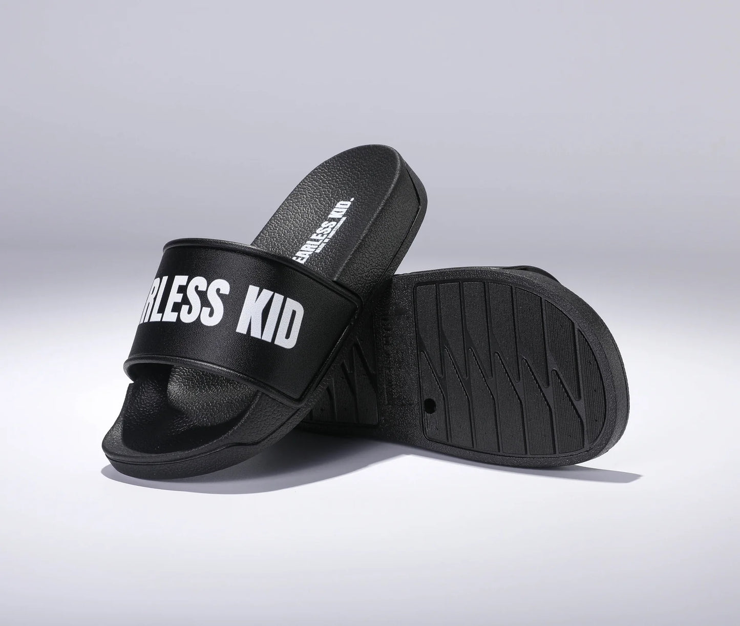 Combi-Wins Slides + Socks