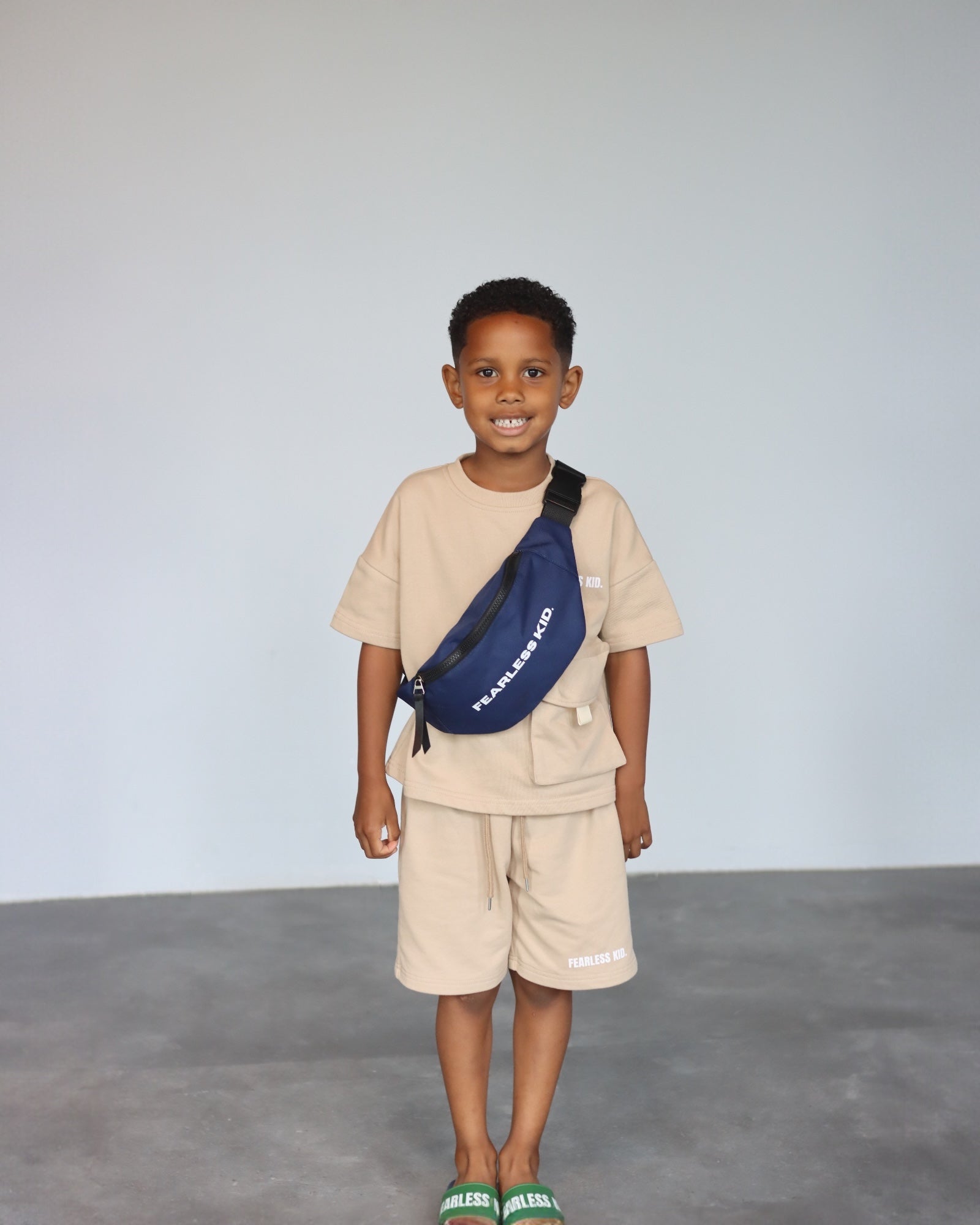 The Frame Pouch Navy Blue pre-order