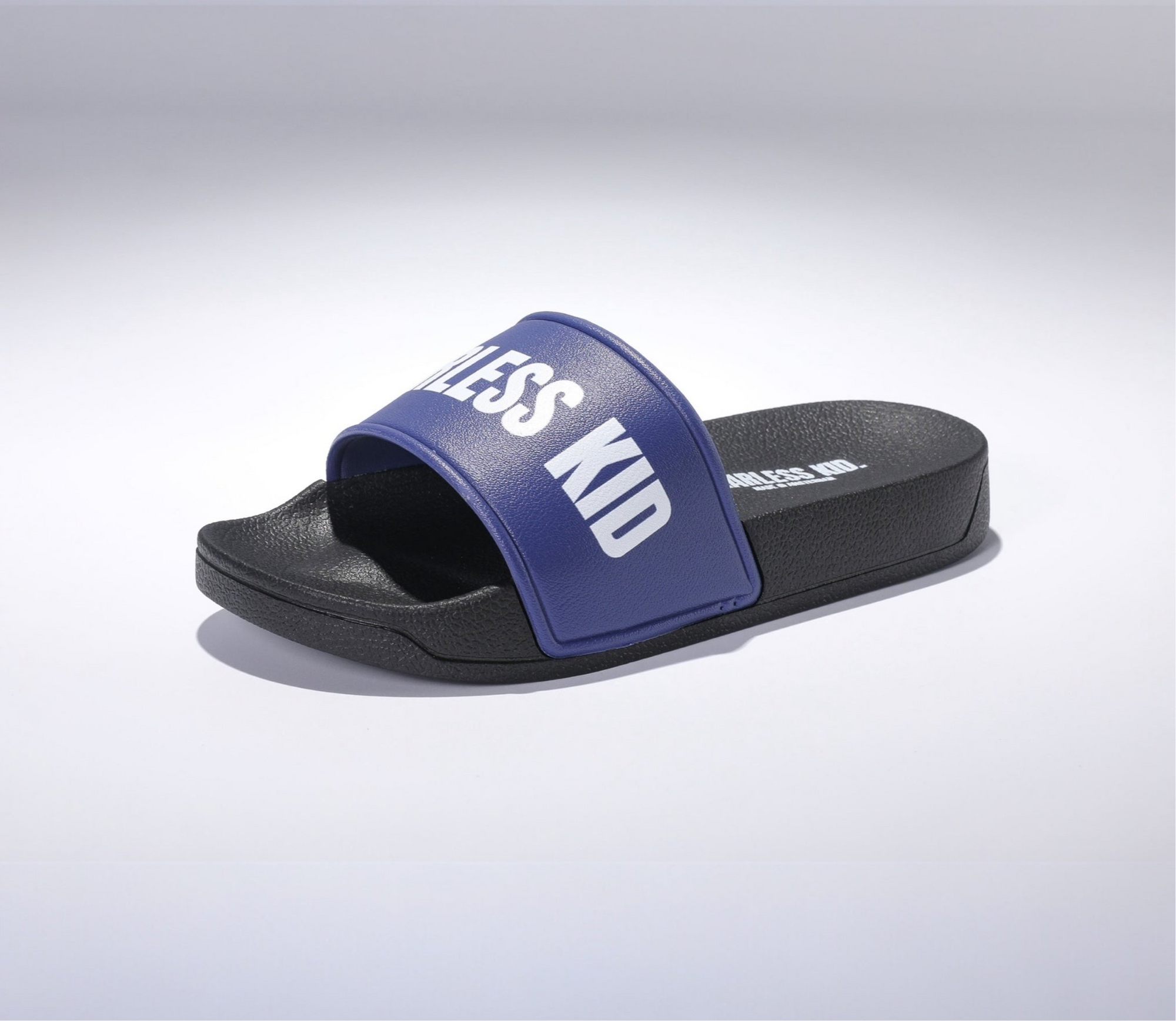 FEARLESS KID. Slides Blue