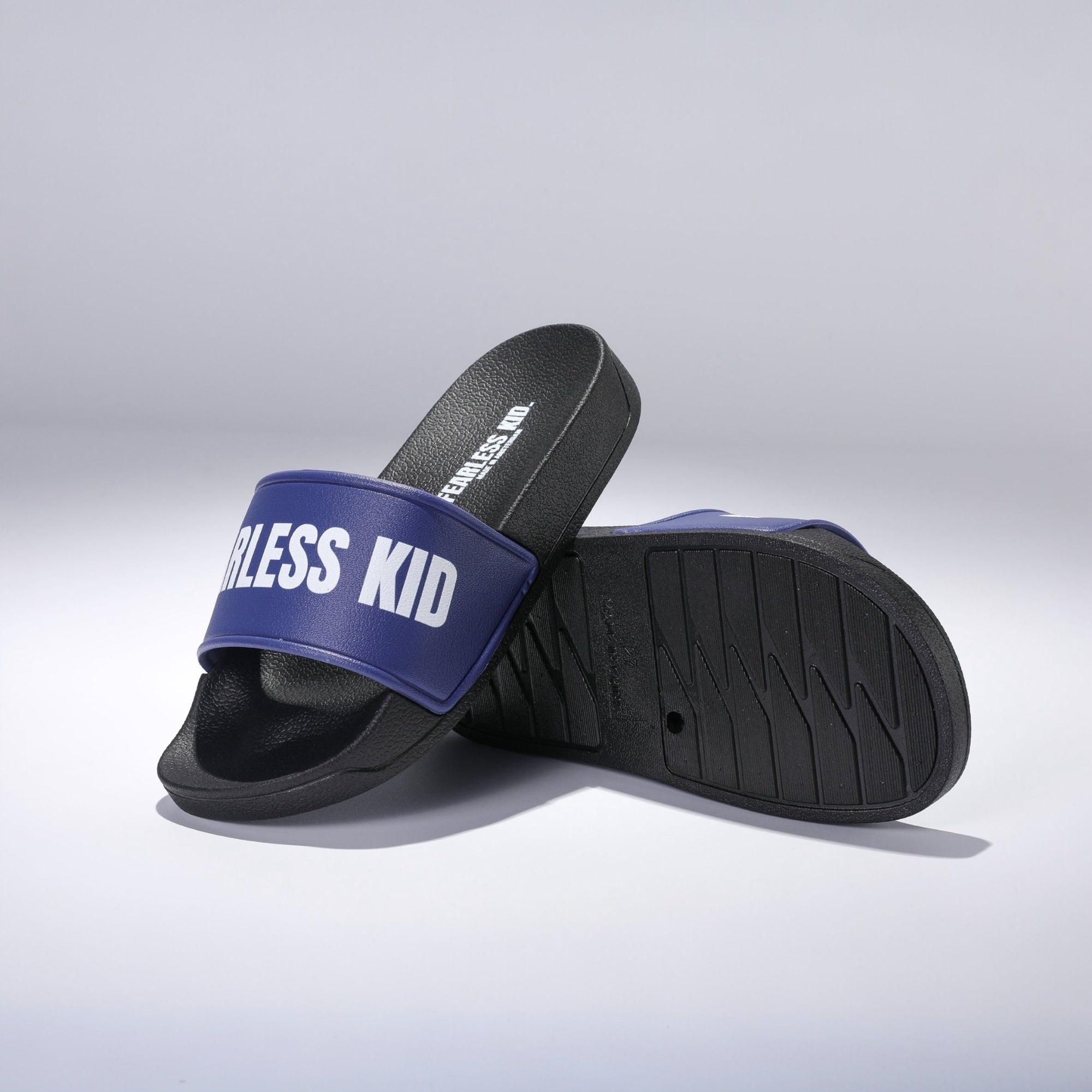 FEARLESS KID. Slides Blue