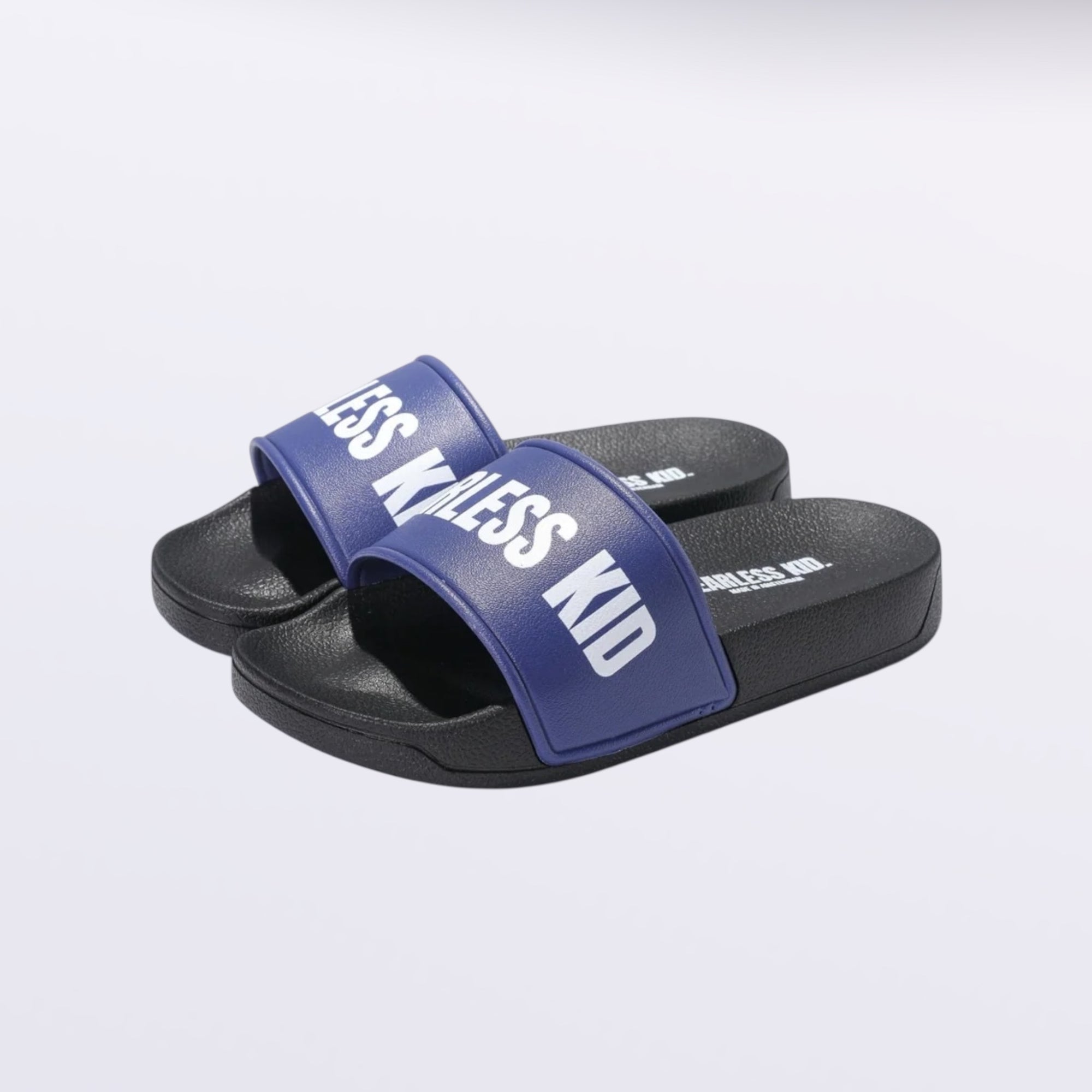 FEARLESS KID. Slides Blue
